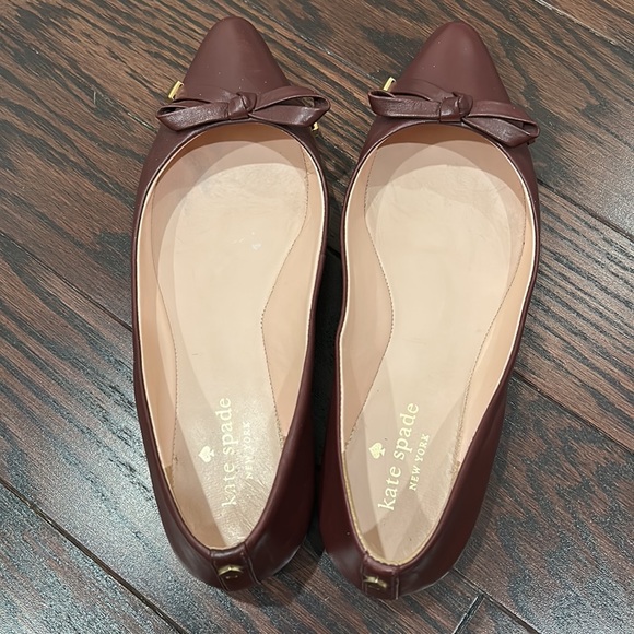 Kate Spade burgundy leather bow pointy toe flats - Picture 1 of 5